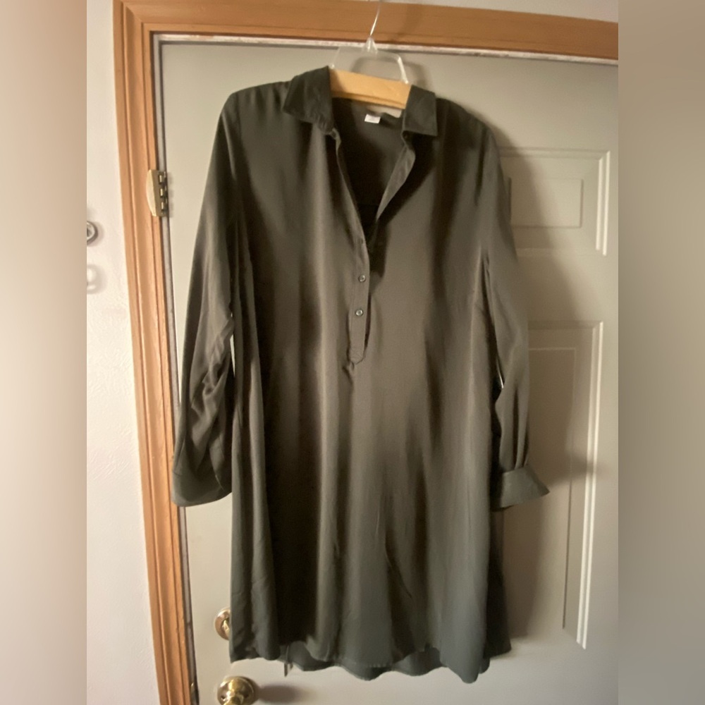 Old Navy Olive Green Size XL Long Sleeve Shirt Dress. New With Tags.